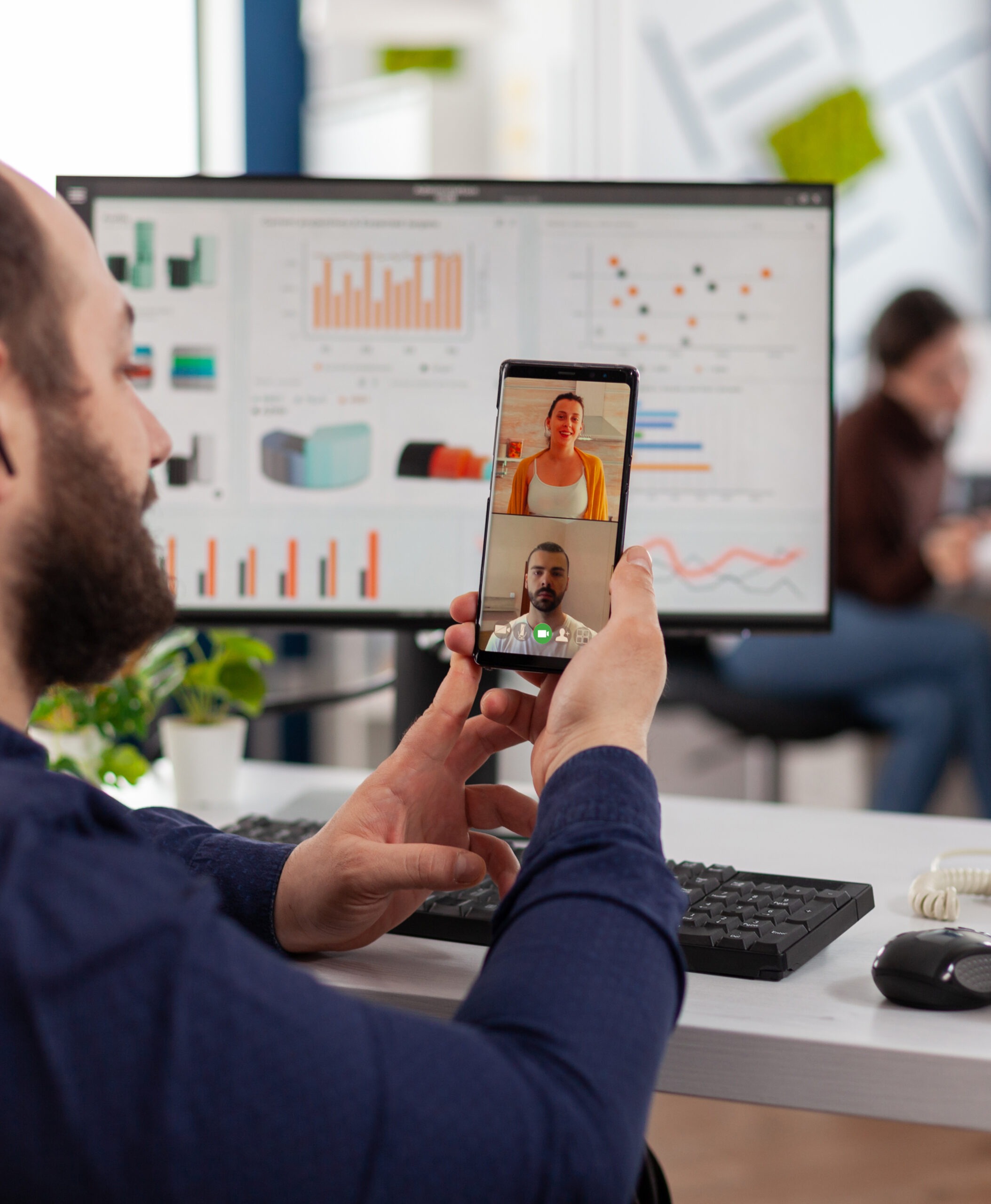 Handicapped disabled businessman having online videocall meeting 11Sight analysis
